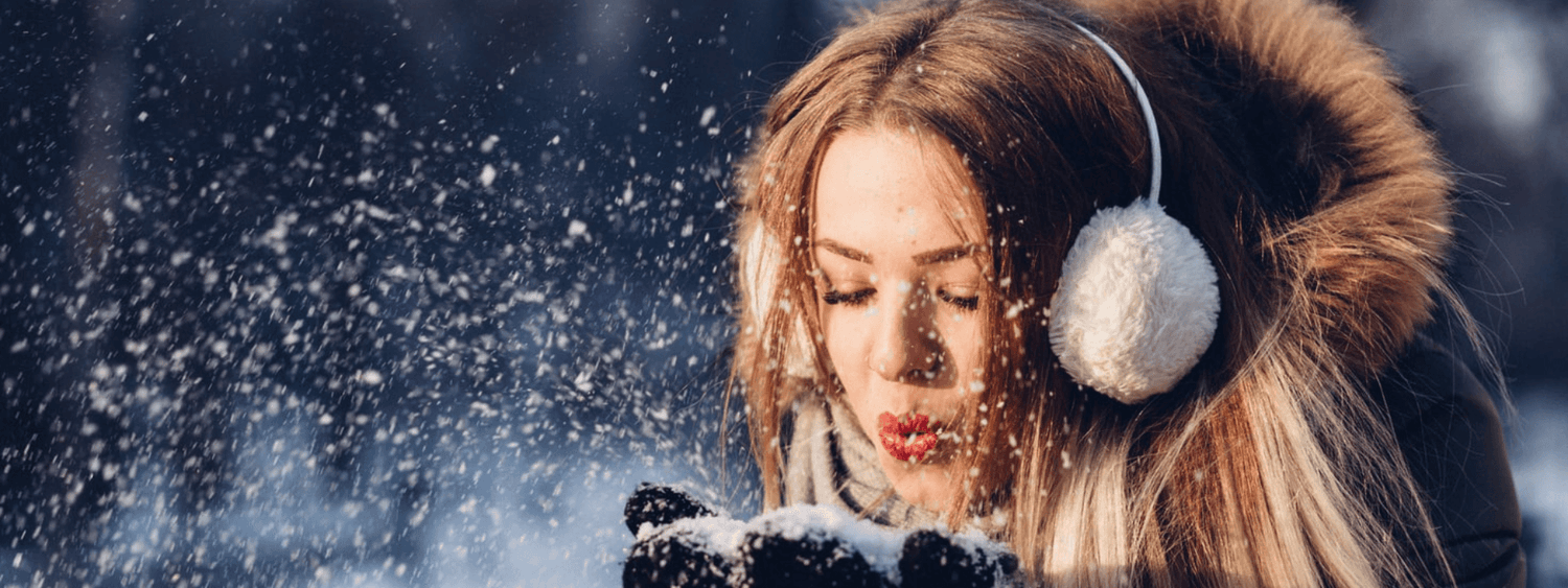 How to Look After Our Skin in Winter - 1st Mini Skincare Fridges With LED Mirror | COOSEON®